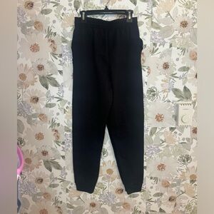 Boys Hanes NWOT sweatpants 🛍